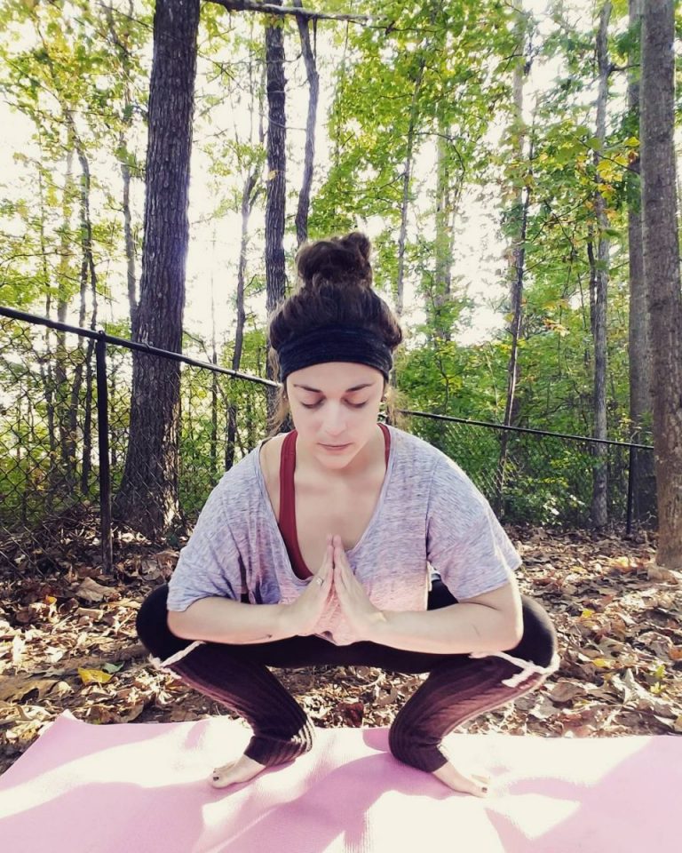 Endometriosis and Yoga: A Natural Remedy to Help with Pain